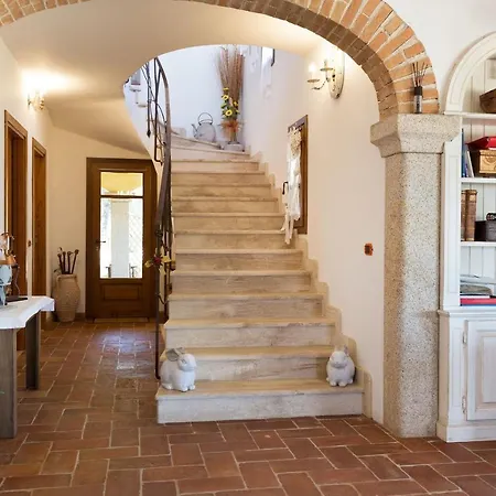 Villa In Campagna Olbia